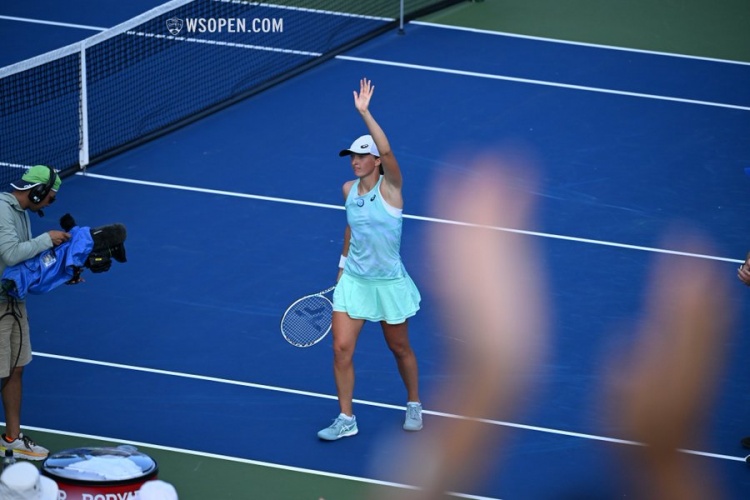 赛中展现出 赛中展现出