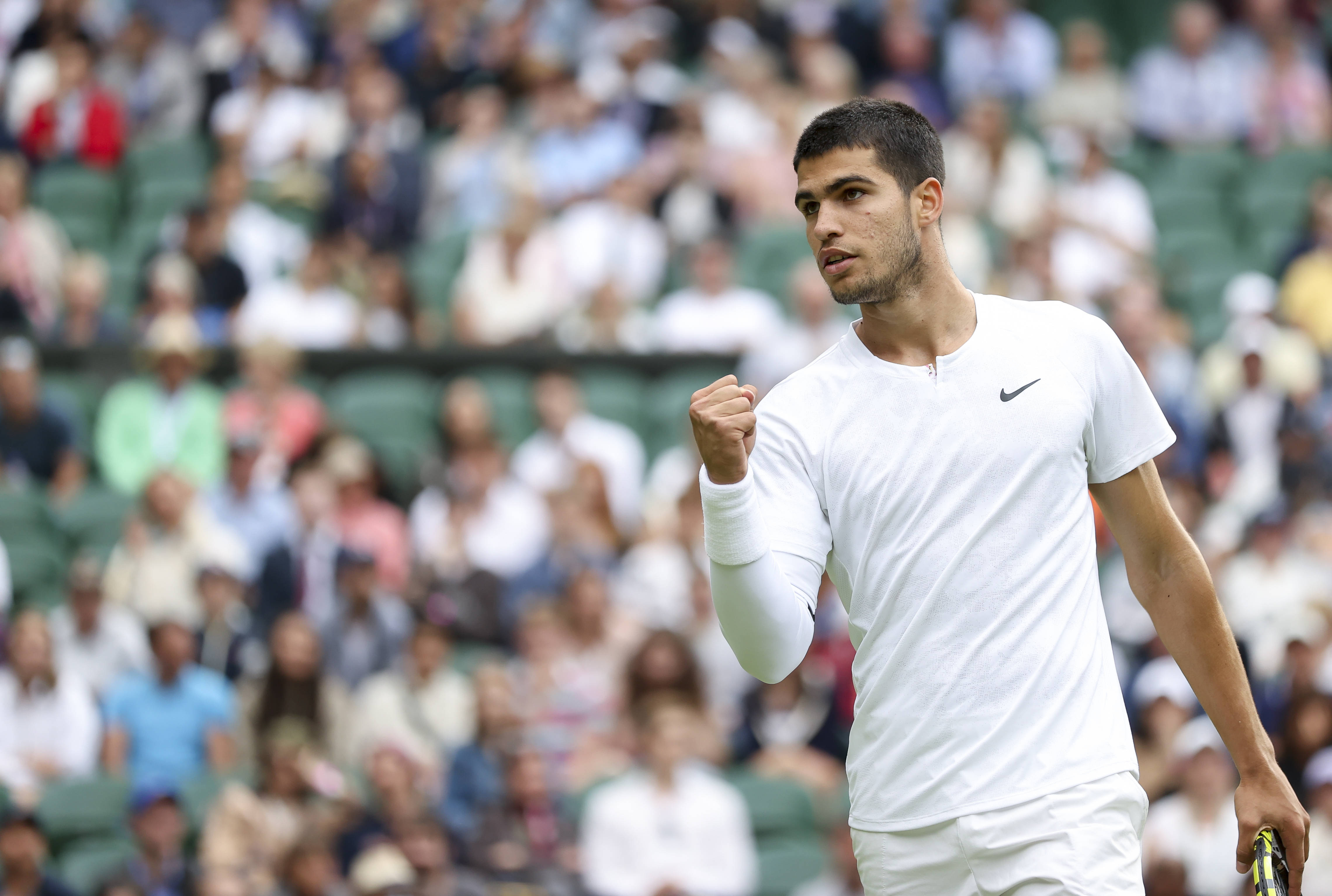 尤其是在今 尤其是在今