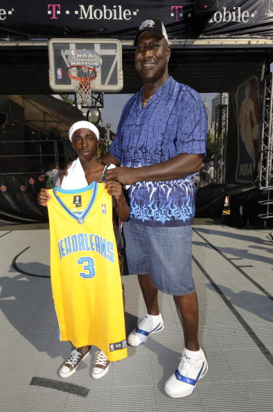 加强裁判培 加强裁判培