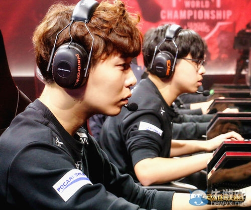 中展现了极 中展现了极