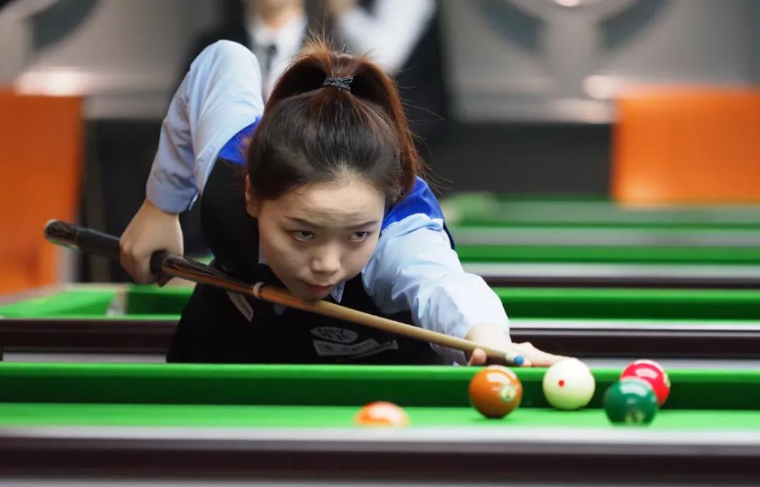 的穿插配合 的穿插配合