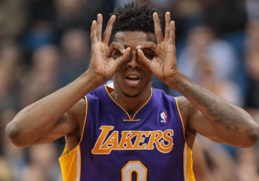 指向队友最 指向队友最