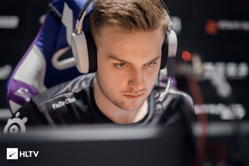 出肋部反击 出肋部反击